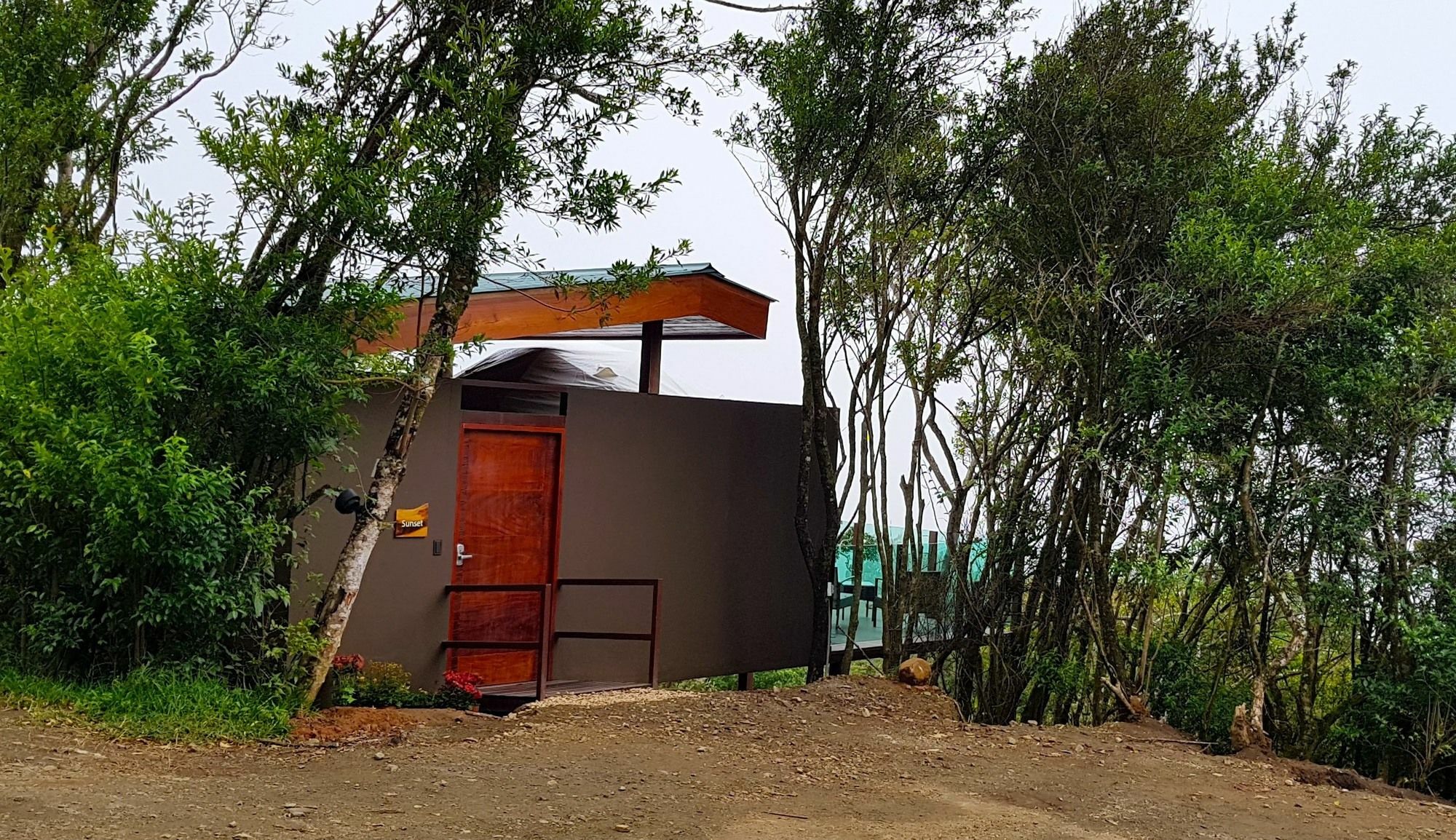 Chira Glamping Resort Monteverde الجبل الأخضر المظهر الخارجي الصورة
